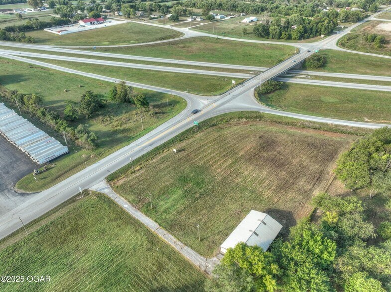 More Photos Of 1373 W Fairview Ave, Carthage Warehouse For Sale