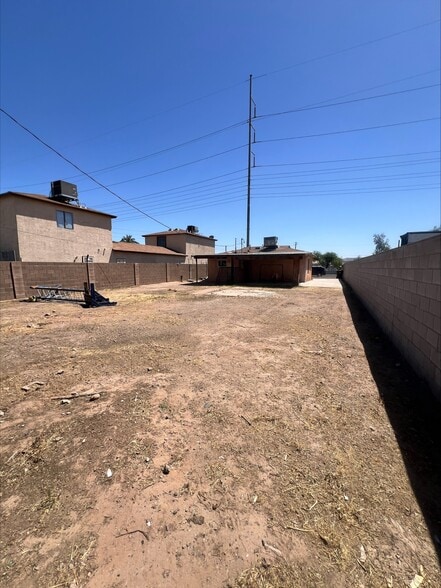 More Photos Of 1806 W Sherman St, Phoenix Industrial For Sale