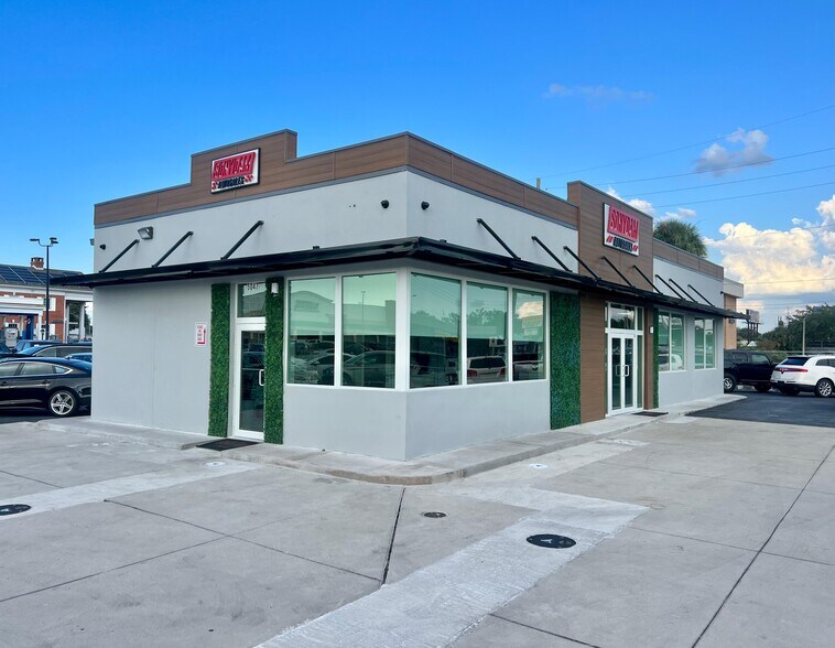 More Photos Of 5047 W Colonial Dr, Orlando Auto Dealership For Sale