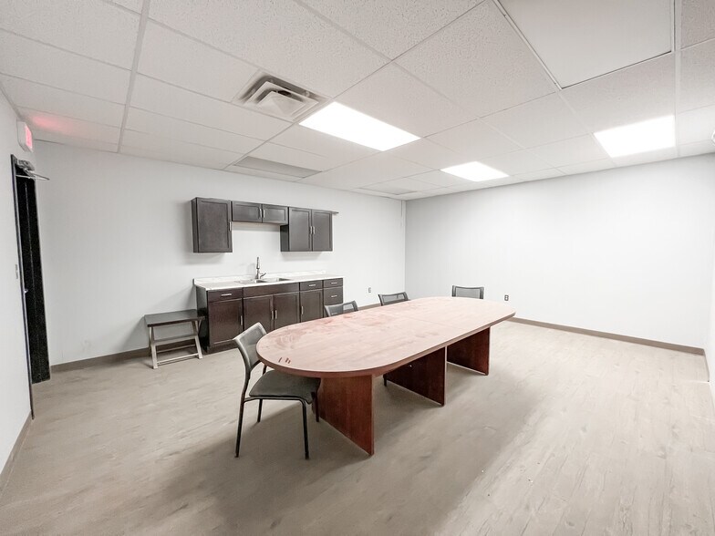 More Photos Of 650 Sunrise Rd, Peace River Industrial For Sale