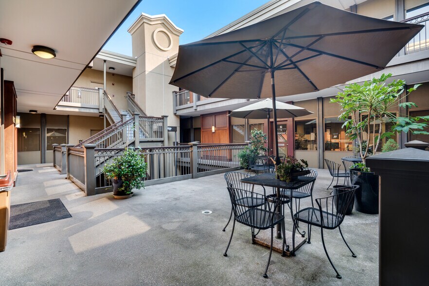 More Photos Of 705 S 9th St, Tacoma Office For Lease