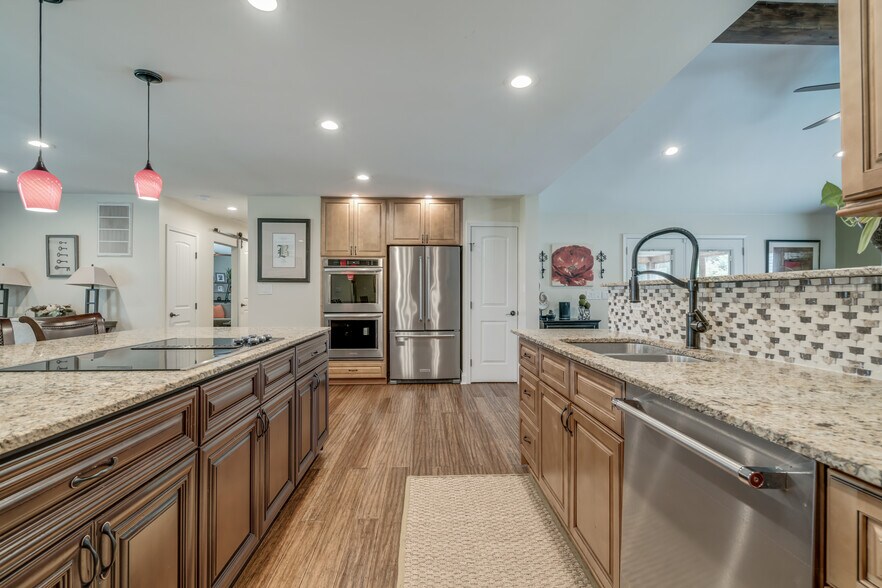 More Photos Of 12204 E County Road 76, Coyle Specialty For Sale