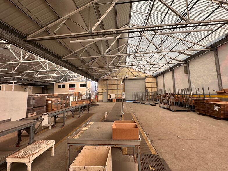 More Photos Of 2651 N Cabrillo Hwy, Half Moon Bay Warehouse For Lease