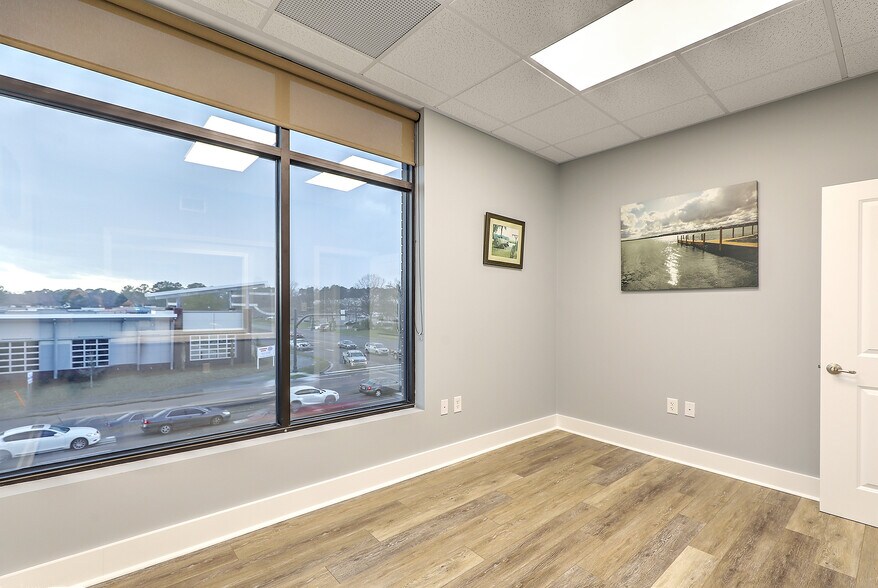More Photos Of 597 Old Mount Holly Rd, Goose Creek Coworking Space
