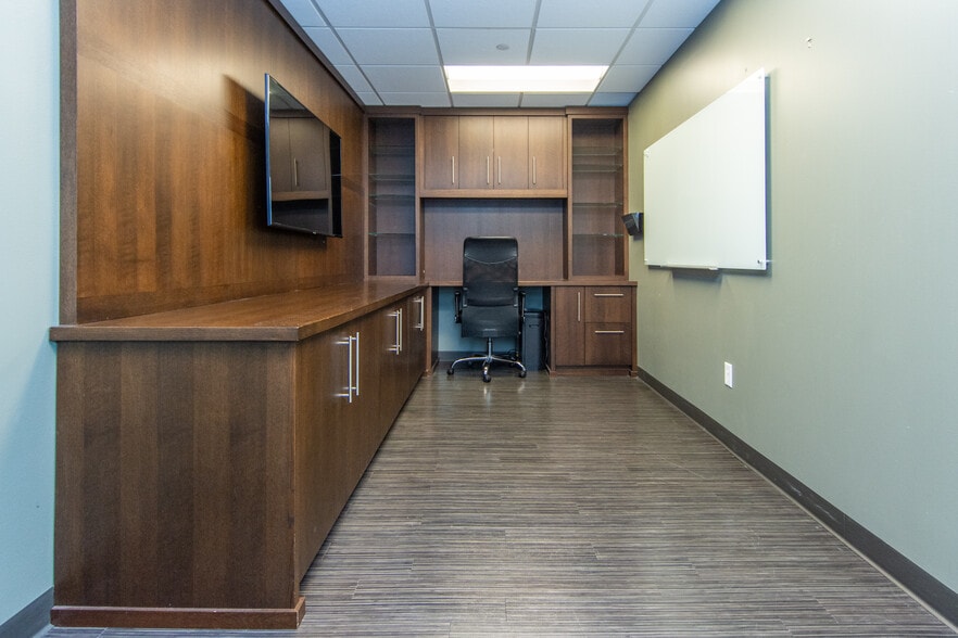 More Photos Of 7300 France Ave S, Edina Medical For Sale