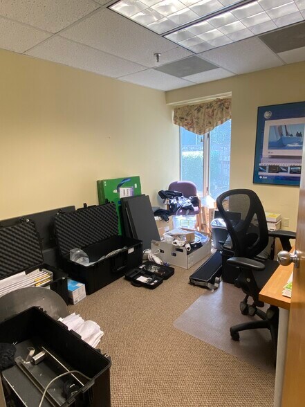 More Photos Of 23 Hubbard Rd, Wilton Medical For Lease