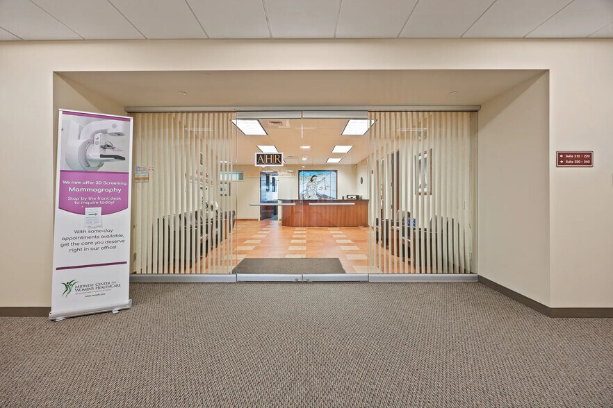 More Photos Of 2000 McDonald Rd, South Elgin Medical For Lease