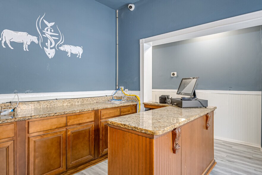 More Photos Of 5935 S Highway A1A, Melbourne Beach Hotel For Sale
