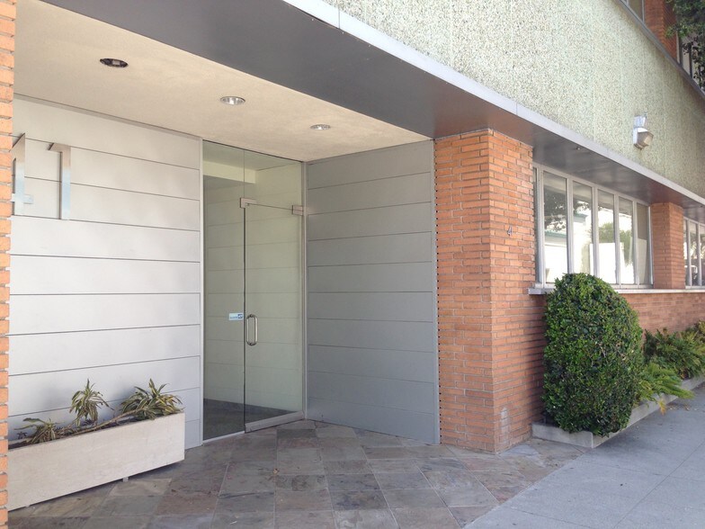 More Photos Of 41 S Chester Ave, Pasadena Research And Development For Lease