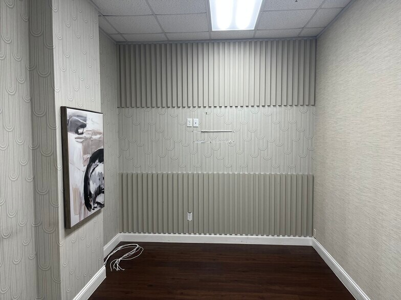 More Photos Of 8803 Futures Dr, Orlando Storefront Retail Office For Sale