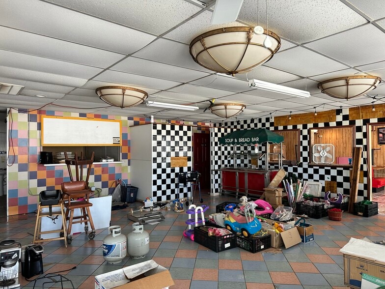 More Photos Of , San Antonio General Retail For Sale