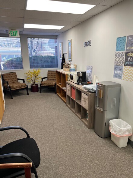 More Photos Of 11654-11698 Huron St, Northglenn Office For Lease