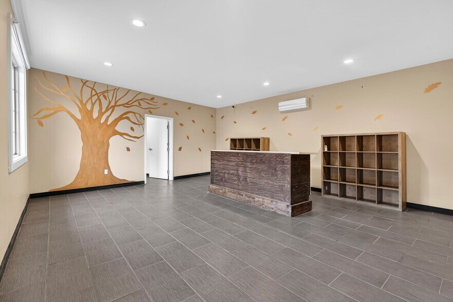 More Photos Of 11669 Lee Hwy, Sperryville Restaurant For Sale