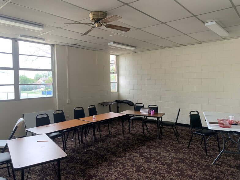 More Photos Of 4611 San Pedro, San Antonio Religious Facility For Sale