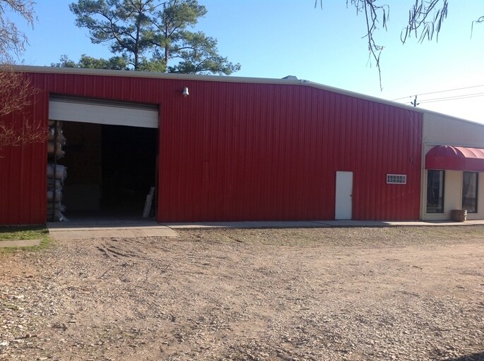 More Photos Of 18002 Kuykendahl Rd, Spring Showroom For Lease
