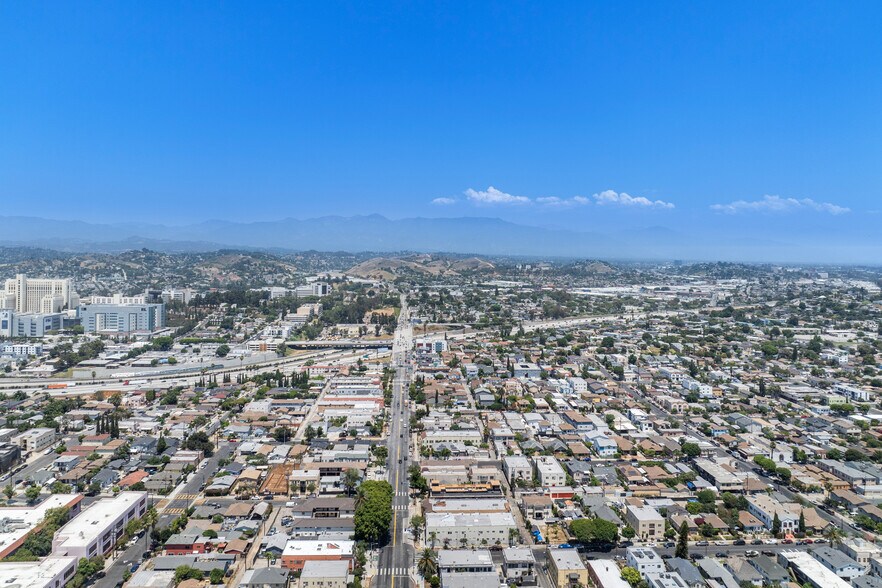 More Photos Of 600 N Soto St, Los Angeles Apartments For Sale