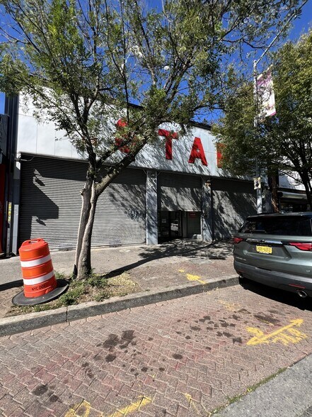 More Photos Of 59 Belmont Ave, Brooklyn Storefront Retail Residential For Lease
