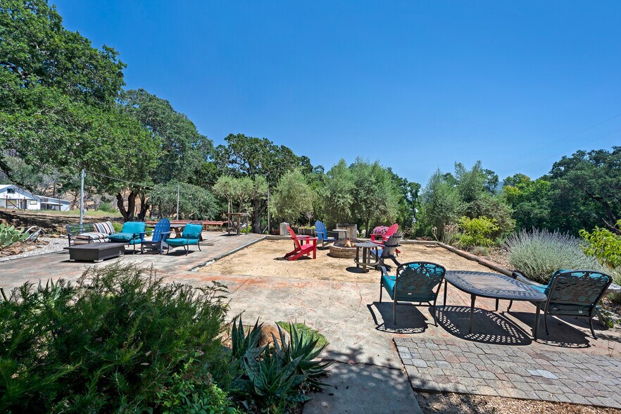 More Photos Of 125 Cristo Ln, Santa Rosa Specialty For Sale