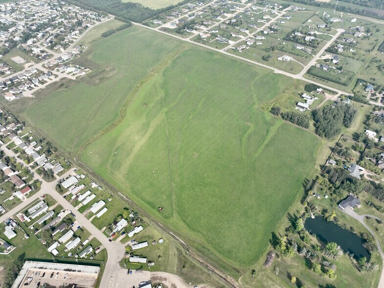 More Photos Of 11th Ave, Beaverlodge Land For Sale