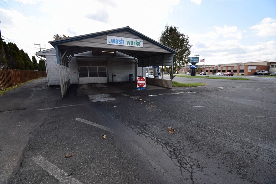 More Photos Of 4775 N 5th Street Hwy, Temple Carwash For Sale