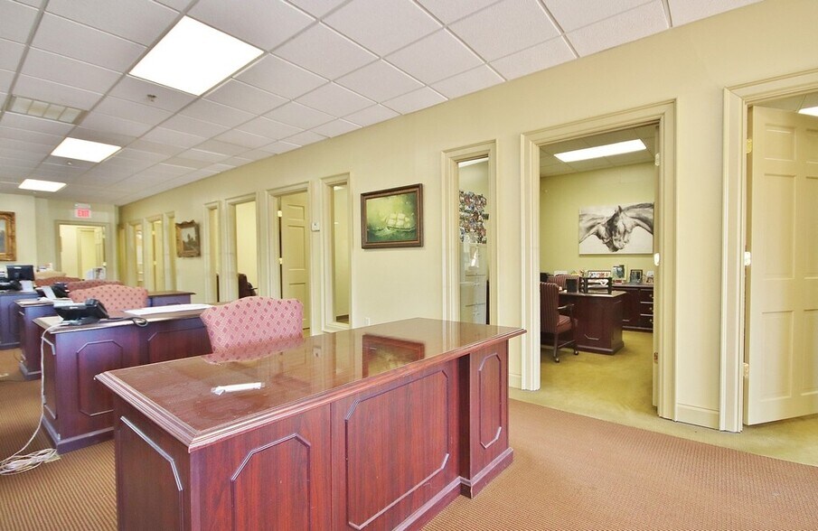 More Photos Of 5020 Route 9W, Newburgh Office For Lease