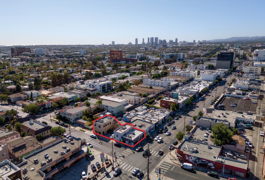 More Photos Of 8300-8302 W 3rd St, Los Angeles Storefront For Sale