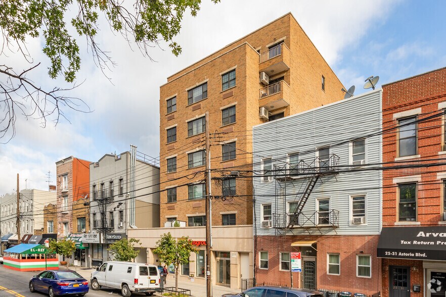 Primary Photo Of 2525 Astoria Blvd, Long Island City Apartments For Lease