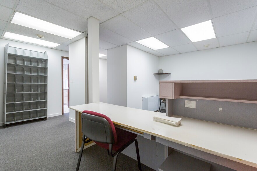 More Photos Of 1835 N 19th Ave, Melrose Park Medical For Lease