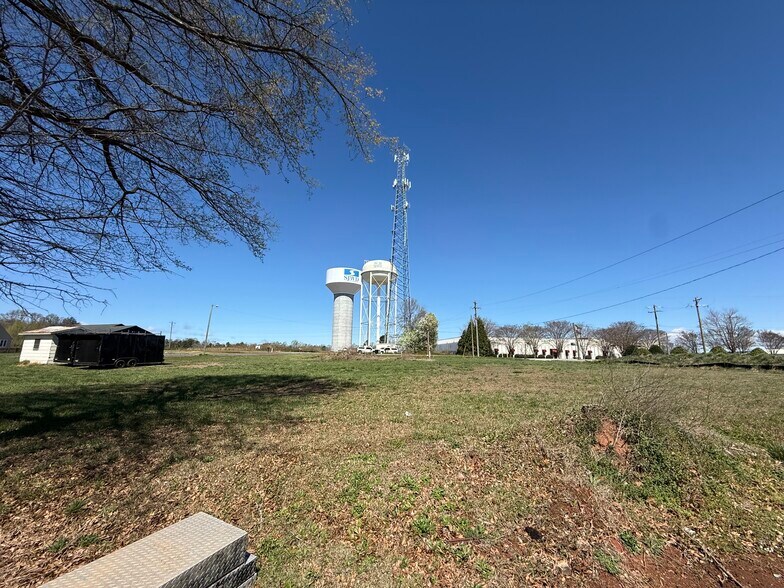 More Photos Of 124 Apple Valley Rd, Duncan Land For Sale