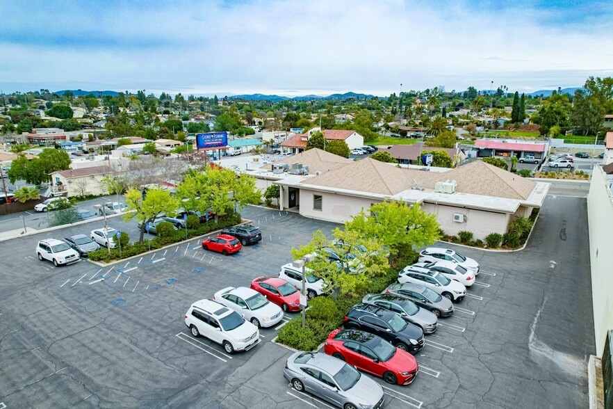More Photos Of 1035 S Main Ave, Fallbrook Medical For Sale