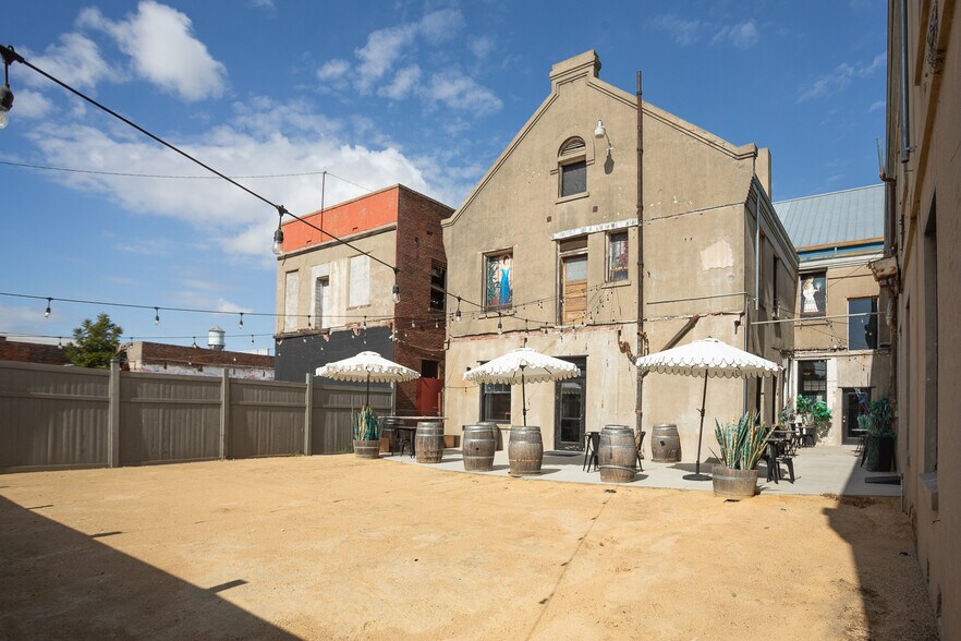 More Photos Of 479 B St, Biggs Storefront Retail Office For Sale