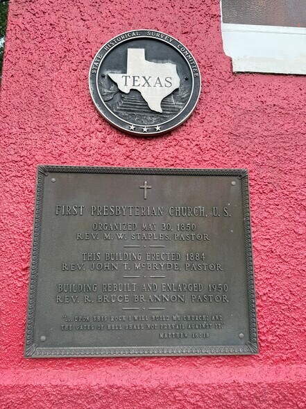 More Photos Of 310 N Fulton St, Marshall Recycling Center For Sale