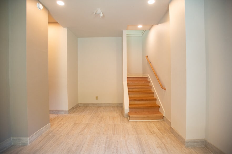 More Photos Of 9400 US-19 W, Bryson City Hotel For Sale