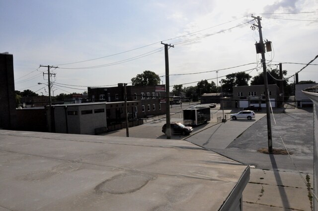 More Photos Of 208 N Park St, Streator Storefront Retail Residential For Sale