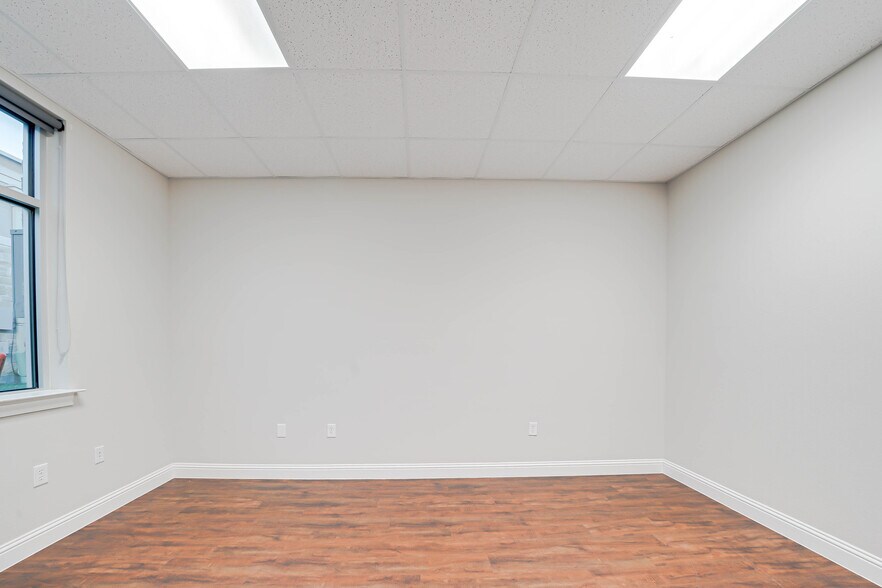 More Photos Of 1402 S Custer Rd, McKinney Office For Lease
