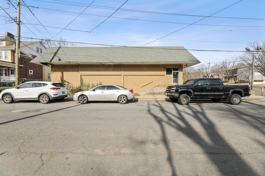 More Photos Of 201 N Hermitage Ave, Trenton Freestanding For Sale