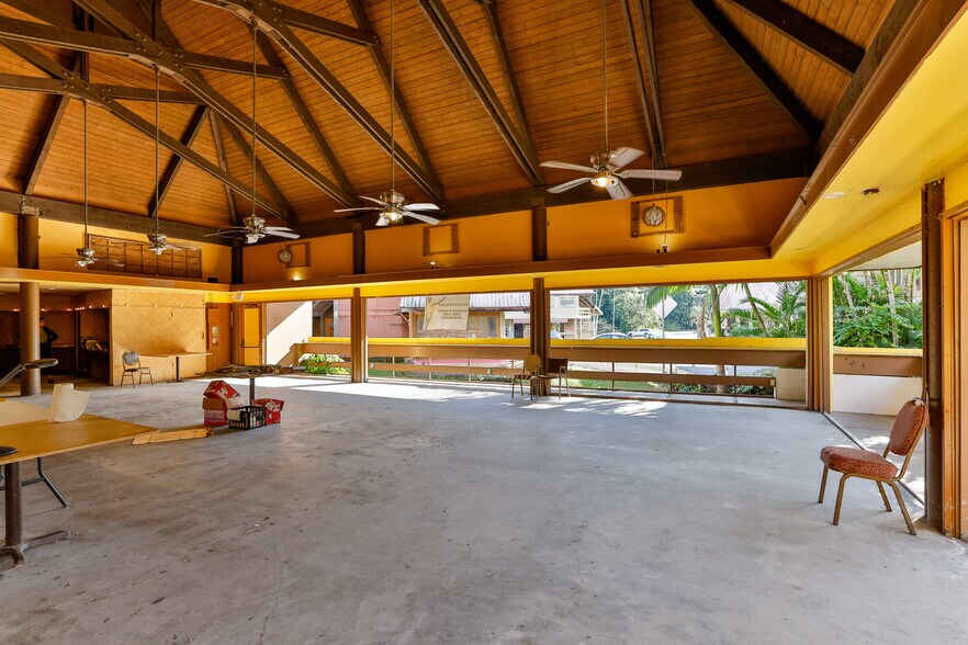 More Photos Of 389 Hilinai St, Hilo General Retail For Sale