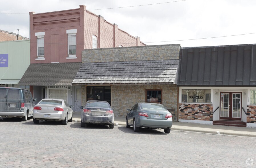 Primary Photo Of 511 Main St, Wellsville Office For Sale