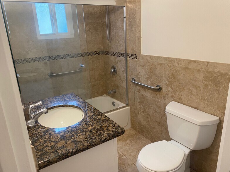 More Photos Of 403 N Harbor Blvd, Anaheim Apartments For Sale