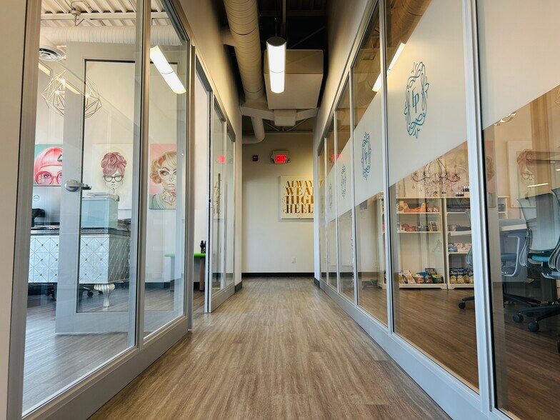 More Photos Of 11350 119 St NW, Edmonton Flex For Sale