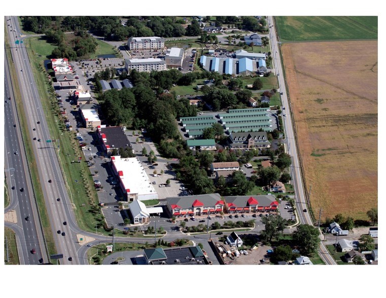 More Photos Of 116 S Piney Rd, Chester General Retail For Lease