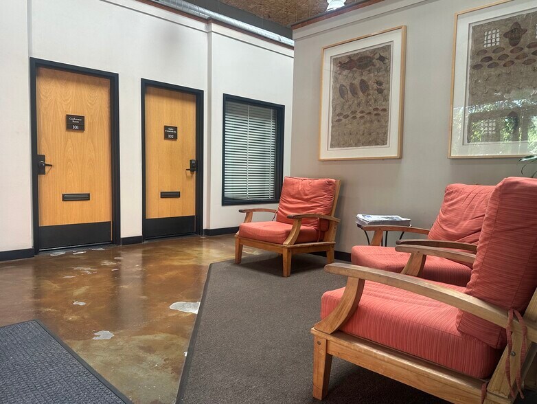 More Photos Of 110 N Maclay Ave, San Fernando Restaurant For Lease