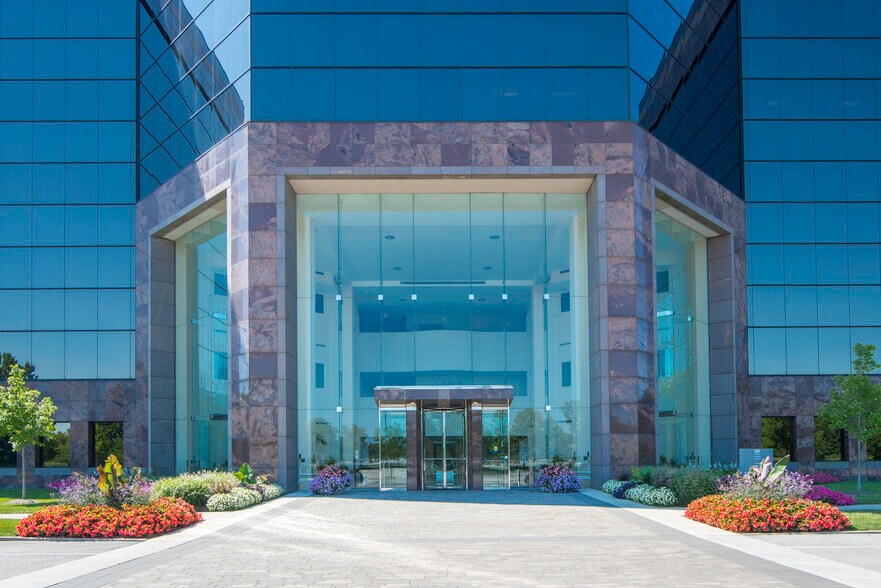 More Photos Of 10201 N Illinois St, Indianapolis Office For Lease