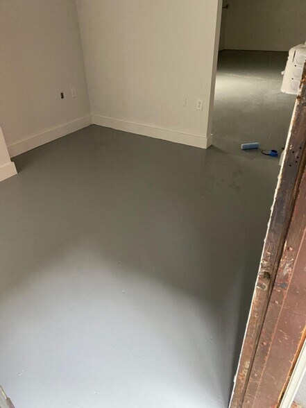 More Photos Of 19 Brighton Rd, Columbus Storefront Retail Office For Lease