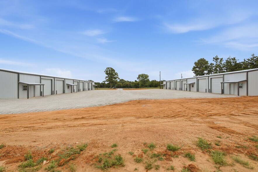 More Photos Of 14005 FM 730 N, Azle Industrial For Lease