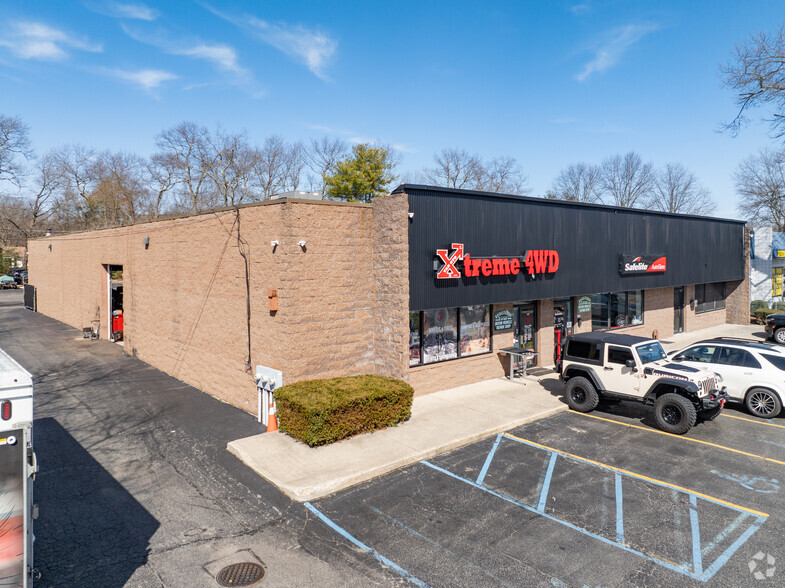 Primary Photo Of 797-801 Middle Country Rd, Saint James Unknown For Lease