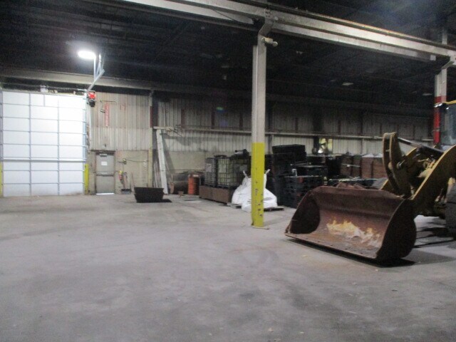 More Photos Of 2281 Port City Blvd, Muskegon Warehouse For Sale