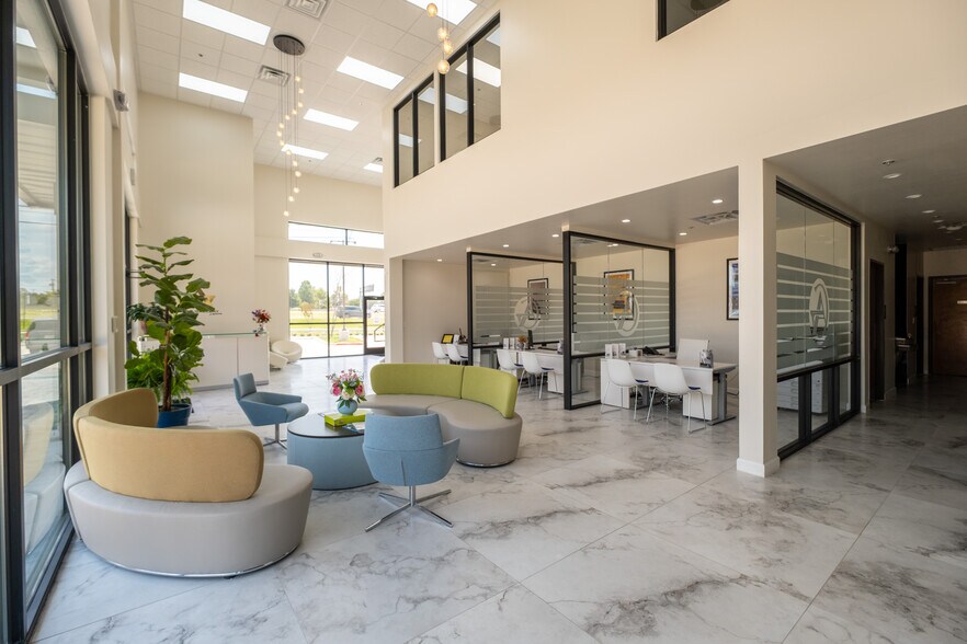 More Photos Of 751 N Central Expy, Mc Kinney Auto Dealership For Sale