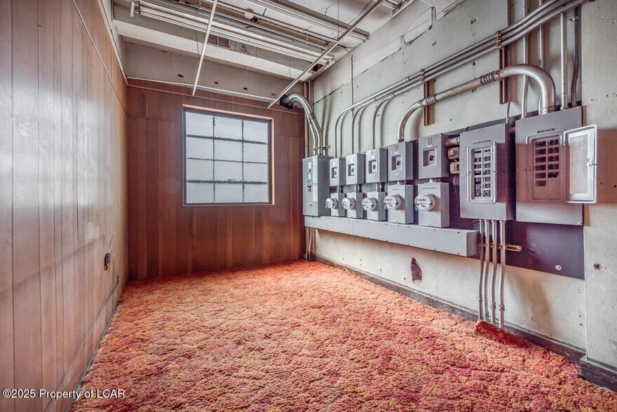 More Photos Of 64 E Union St, Wilkes-Barre Warehouse For Sale