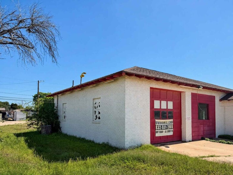 More Photos Of 1614 Pulliam St, San Angelo Office For Sale